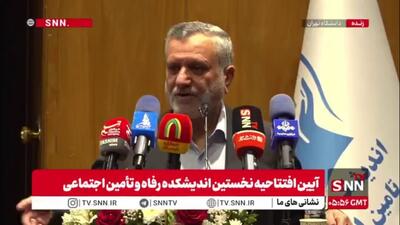  مرتضوی: هیچ استفاده‌ای از میلیون‌ها تحقیق و پایان‌نامه دانشگاهی نمی‌شود/ قوه مجریه فرصت و ظرفیت لازم برای استفاده بهینه از پژوهش‌ها و تحقیقات علمی را ندارد