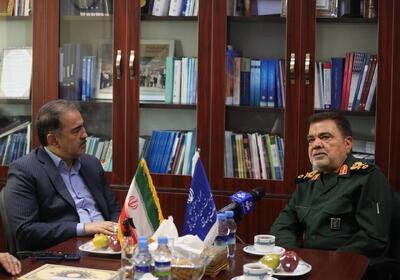تقدیر معاون هماهنگ‌کننده نیروی زمینی سپاه از فداکاری پرستاران؛ از دفاع مقدس تا جهاد سلامت