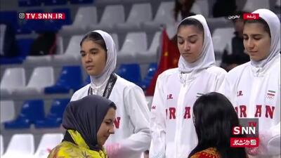  اهدای مدال نقره به تیم دختران بسکتبال ۳ نفره ایران در بازی‌های آسیایی جوانان بحرین ۲۰۲۵