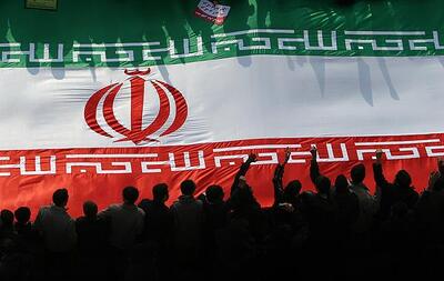 سرمقاله خراسان/ سیاست‌گذاری با چشمان بسته!