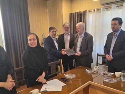  تقدیر از پنج تن از اساتید حامی و عضو صندوق حمایت از دانشجویان رشته پزشکی