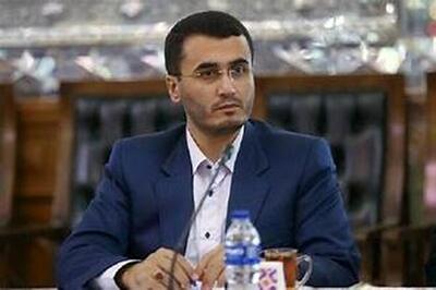 متفکر آزاد: می‌خواهند رئیس‌جمهور اپوزسیون باشد!