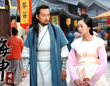  عکس یادگاری «یوم جانگ، جانگ بوگو و بانو یئون» در پشت‌صحنه «امپراتور دریا»