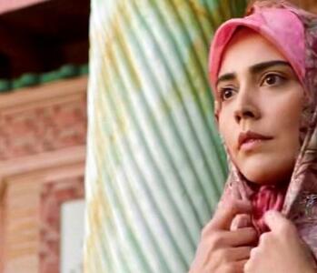  تاریخ وبگردی | گریمی جدید از شبنم قربانی در سریال طوبی