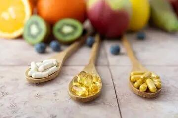  مصرف بیش از حد این ویتامین خطر سنگ کلیه را افزایش می‌دهد