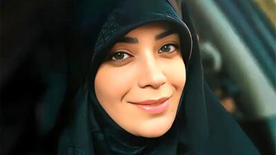 ویدیو سکانس عبرت‌انگیز سریال آوای باران: گدایی زیور بدجنس بدون کفش و با لباس پاره