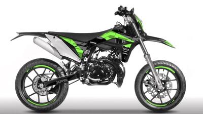 پژو با همکاری شرکو سه مدل از موتورسیکلت XP6 را عرضه خواهد کرد