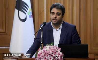  بیش از ۸۵ درصد هزینه قطعات خودروسازان در داخل کشور نیاز به ارز دارد/ اتوبوس های ۱۸ و ۲۵ متری در کشور تولید نمی‌شود
