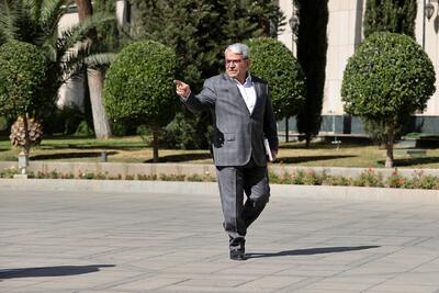 کنترل تورم از وظایف بانک مرکزی است اما وزارت اقتصاد هم در آن نقش دارد