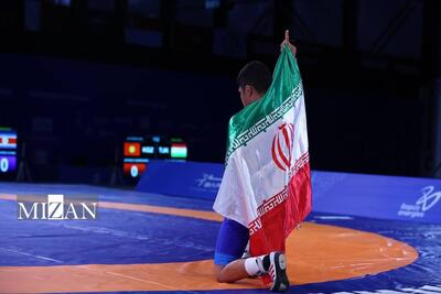 بازی‌های آسیایی جوانان| شب طلایی کشتی‌ آزاد و مدال‌های تاریخی بوکس بانوان/ تیم هندبال دختران ایران قهرمان شد + عکس و فیلم