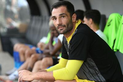 ویدیو| پرده‌برداری آدان از نحوه آشنایی با استقلال/ شخصیت مورد علاقه گلر لالیگایی آبی‌ها در سریال خانه کاغذی - پارس فوتبال