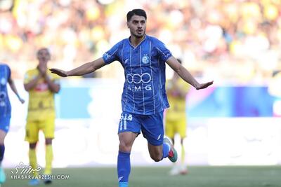 دوپینگ روحی مهاجم جوان استقلال به اصرار ساپینتو - پارس فوتبال