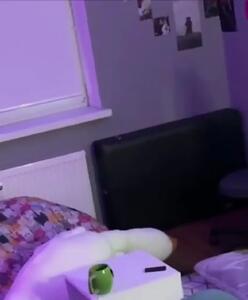  فیلم اقدام عجیب همسایه عصبانی با تبر آویزان