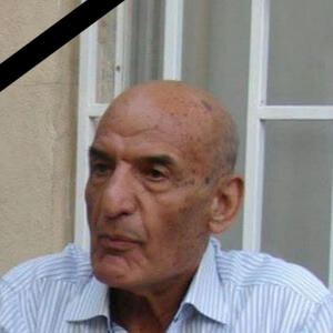 استاد آزاده