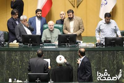 انتقاد تند روزنامه جمهوری اسلامی از قالیباف و نمایندگان تندرو: قالیباف دنبال کاپیتولاسیون چینی و روسی است/ شما صلاحیت نمایندگی مجلس را ندارید