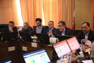 نایب رئیس کمیسیون صنایع و معادن مجلس: گزارش وزارت نفت حاکی از وضعیت پایدار ذخایر سوخت است