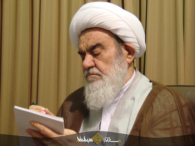  حضرت آیت الله مظاهری: «کارنامۀ مجاهدت علمی و تحصیلی مرحوم آیت‌الله العظمی سیّد ابوالقاسم دهکردی حقّاً تحسین‌ برانگیز است»