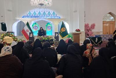 ویژه برنامه «عقیله بنی‌هاشم» با حضور بانوان اردو زبان در حرم مطهر امام رضا(ع) برگزار شد