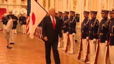  پیرمرد پرحاشیه؛ پا جای پای بایدن حواس پرت گذاشت