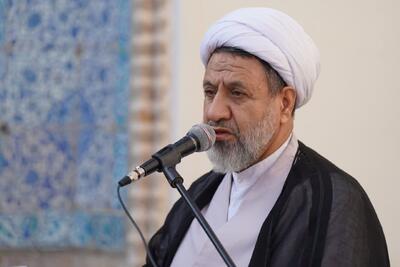 امام جمعه کرمان: حضور در تشکل‌ها زمینه ساز رشد مطالبه گری دانش‌آموزان است