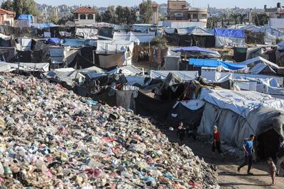 ساکنان غزه در محاصره 250 هزار تن زباله انباشت شده - تسنیم