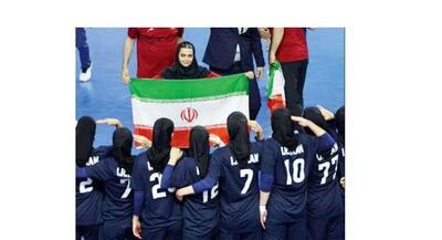 دختران هندبال بر بام آسیا