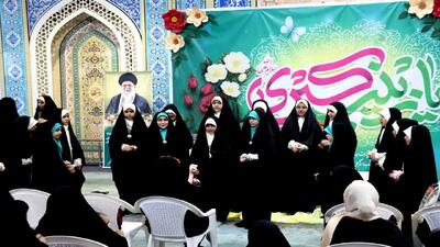  شادمانی ماهدشتی‌ها در سالروز ولادت حضرت زینب (س) + عکس