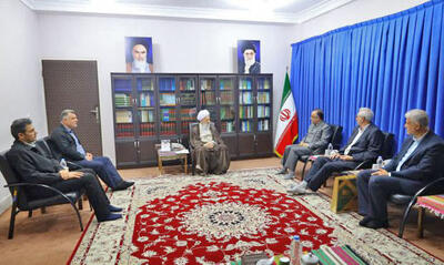 صنایع چوب و کاغذ مازندران با نگاه راهبردی مورد توجه قرار گیرد