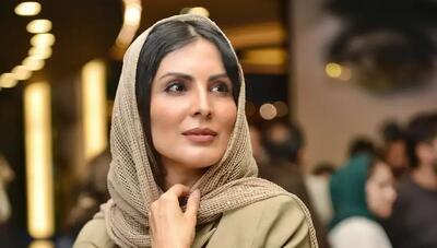 «آرزو تاج‌نیا» با استایل کاراملی موکایی/ بازیگر «هفت سر اژدها» در یک فستیوال هنری (عکس)