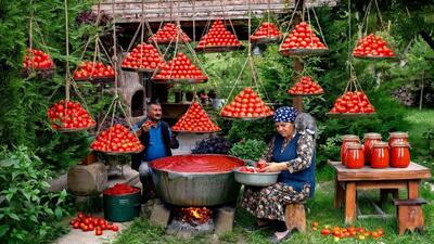  غذای روستایی در آذربایجان؛ تهیه رب گوجه به روش سنتی (فیلم)