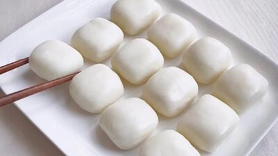  چگونه شیر را در عرض ۳ دقیقه به یک میان وعده شیرین و خوشمزه تبدیل کنیم ؟