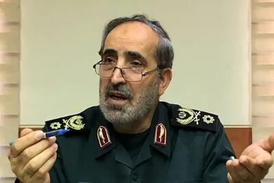  عکسی از اعطای درجه سپهبدی به سردار شهید علی شادمانی