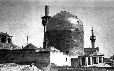  عکس/ نمایی غم انگیز از حرم امام رضا( ع) ۱۱۳ سال پیش پس از حمله روس‌ها | اقتصاد24