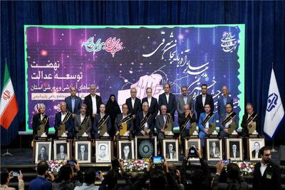  تصاویری جالب از حضور عراقچی در جشنواره خیرین مدرسه‌ساز