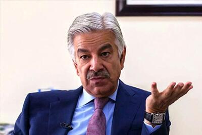  وزیر دفاع پاکستان: نیازی به استفاده از تمام توان خود برای سرنگونی طالبان نداریم