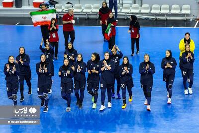 تصاویر: هندبال دختران ایران بر بام آسیا