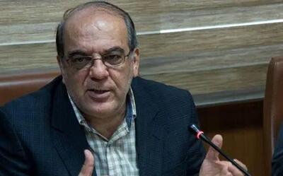 اعتراض عباس عبدی به افزایش صدور احکام اعدام؛ افزایش اعدام‌ها جامعه را خشن می‌کند