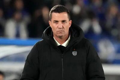 برزیلی قرمزها رسید؛ استقبال باشکوه از اوسمار در تهران