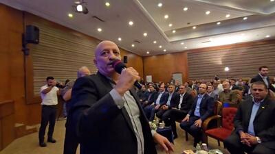  شعرخوانی شاهکار مسعود روشن پژوه، در حضور مدیران فوتبال و وزارت ورزش!
