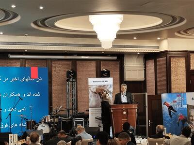  یک سوم متخصصان داخلی از انتخاب خود پشیمان‌ شده‌اند | متخصص داخلی نسخه‌نویس نیست