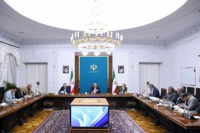  فرصت یک هفته‌ای رئیس‌جمهور پزشکیان برای ارائه برنامه عملیاتی بهره‌برداری بهینه از ظرفیت‌های دانشگاه‌های پیام نور و فرهنگیان