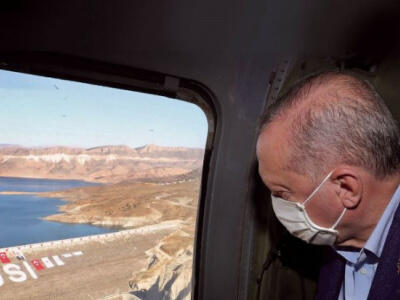 ایران و سیاست «نفت در برابر آب» همسایگان - دیپلماسی ایرانی