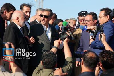  بازدید معاون اجرایی رئیس جمهور از راه آهن شلمچه - بصره