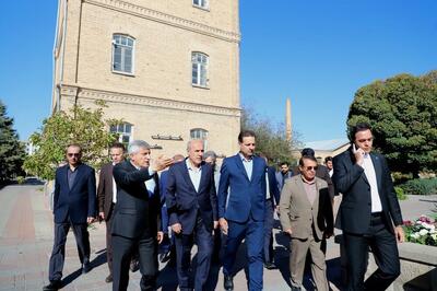  بازدید معاون وزیر علوم از دانشگاه هنر اسلامی تبریز