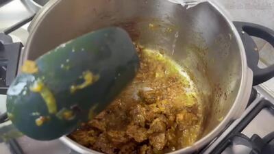  آموزش آشپزی خورشت آلو اسفناج با کته ایرانی