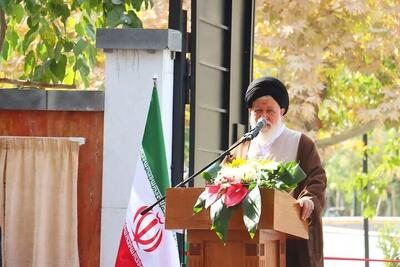  «نگاه جنسیتی»، بزرگترین ظلم به زن در طول تاریخ است