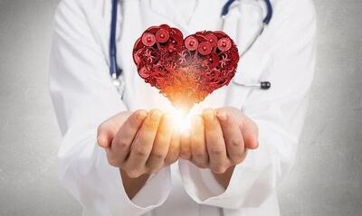 نمایش زنده عمل پیچیده قلب در کنگره علمی