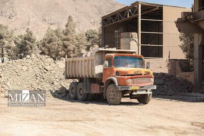 کارخانه سیمان بیارجمند با ظرفیت تولید سالانه ۷۰۰ هزار تن پس از ۱۸ سال رکود در آستانه راه‌اندازی دوباره قرار گرفت