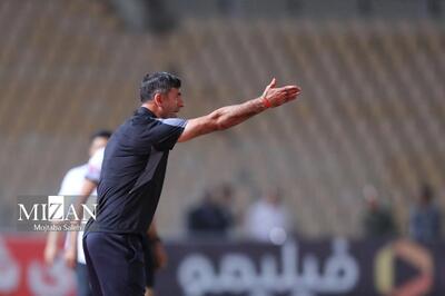 غیبت کریم باقری در نشست خبری بازی تراکتور - پارس فوتبال