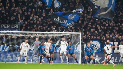 توقف دوباره میلان در شب پیروزی ناپولی+ فیلم - پارس فوتبال